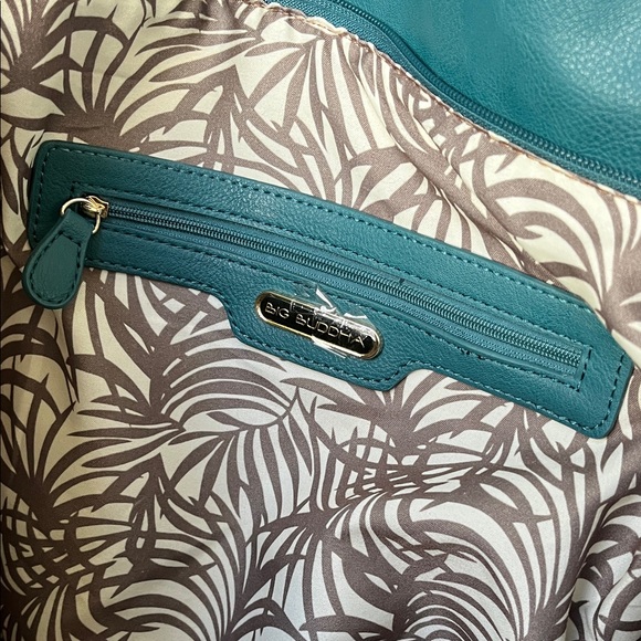 Big Buddha Cream Tote with Gold Studs - Picture 7 of 15